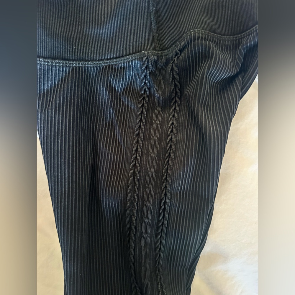 OFFLINE BY AERIE BIG CHILL SEAMLESS LEGGINGS SZ SMALL NWT - Picture 8 of 8